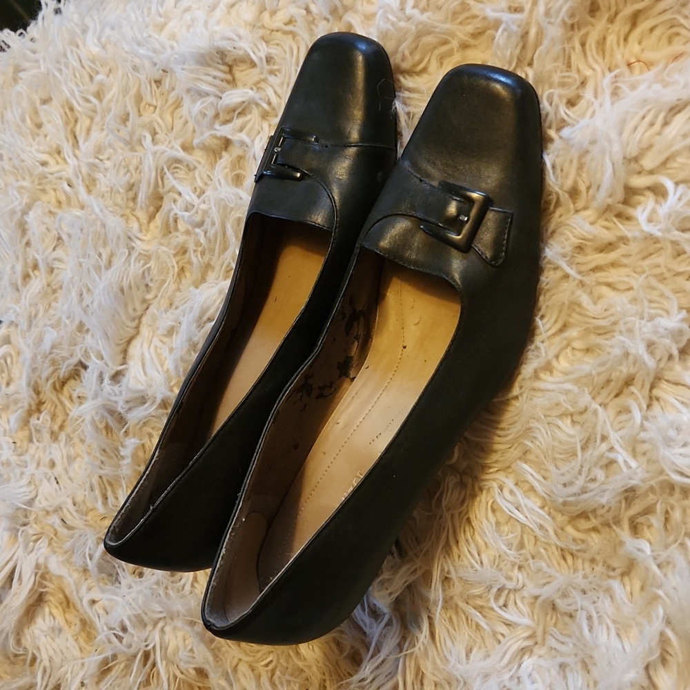 NATURIZER BLACK PUMPS SIZE 11